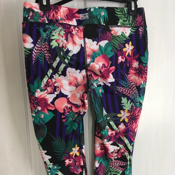 NWOT Fila leggings - Picture 2 of 3